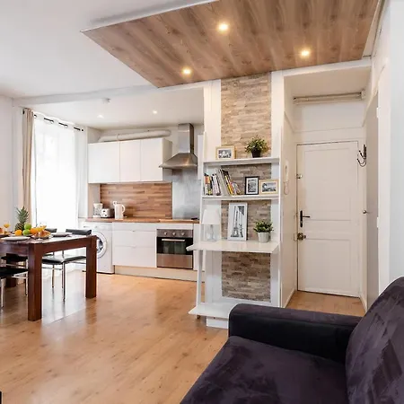 Appartement Rue Cler - Eiffel Tower Parijs